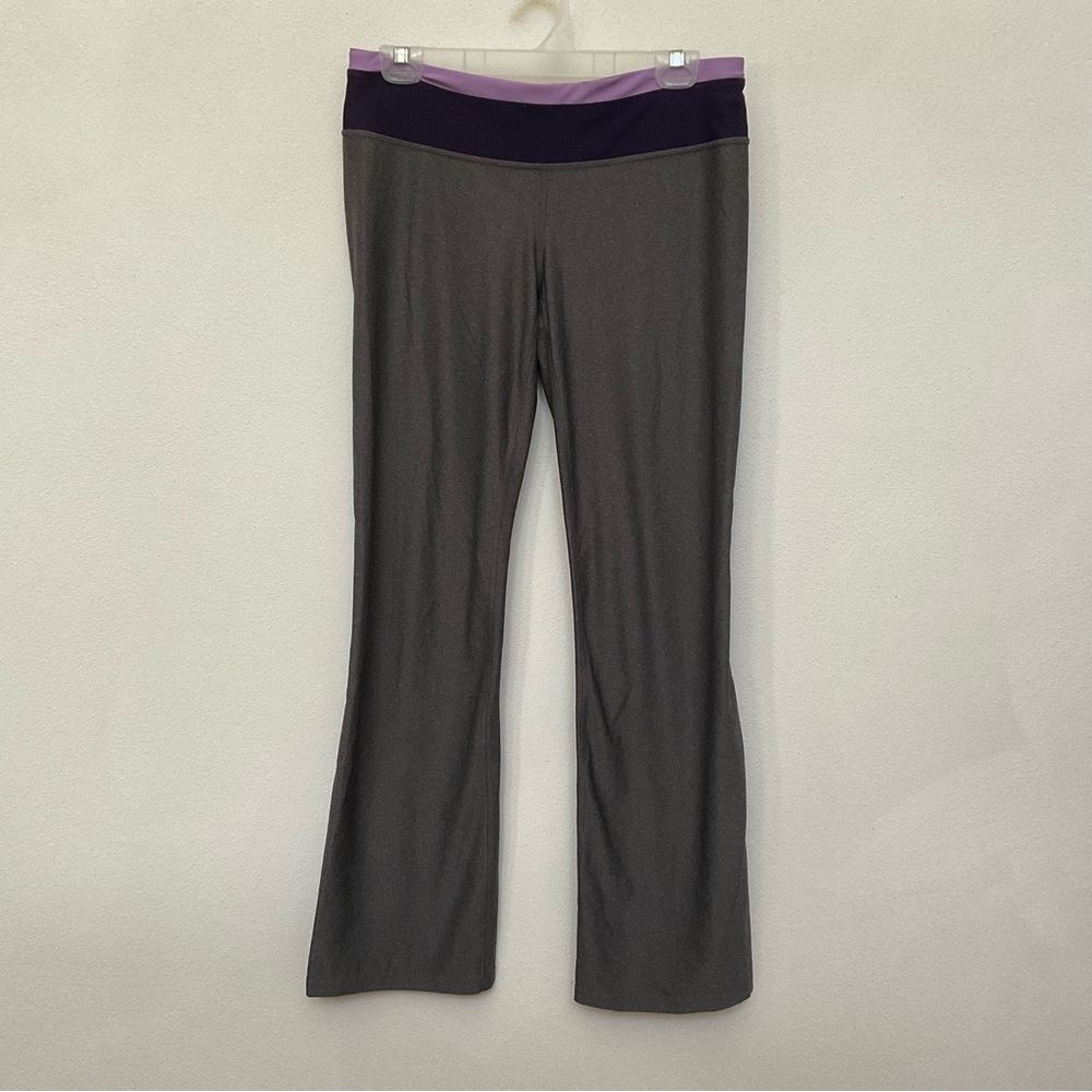 Xersion Grey, Purple Slim Fit Quick Dry Yoga Pants Size Med Athleisure Comfy